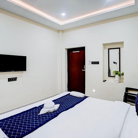 Hotel Vibe Blu- Varanasi Exterior foto